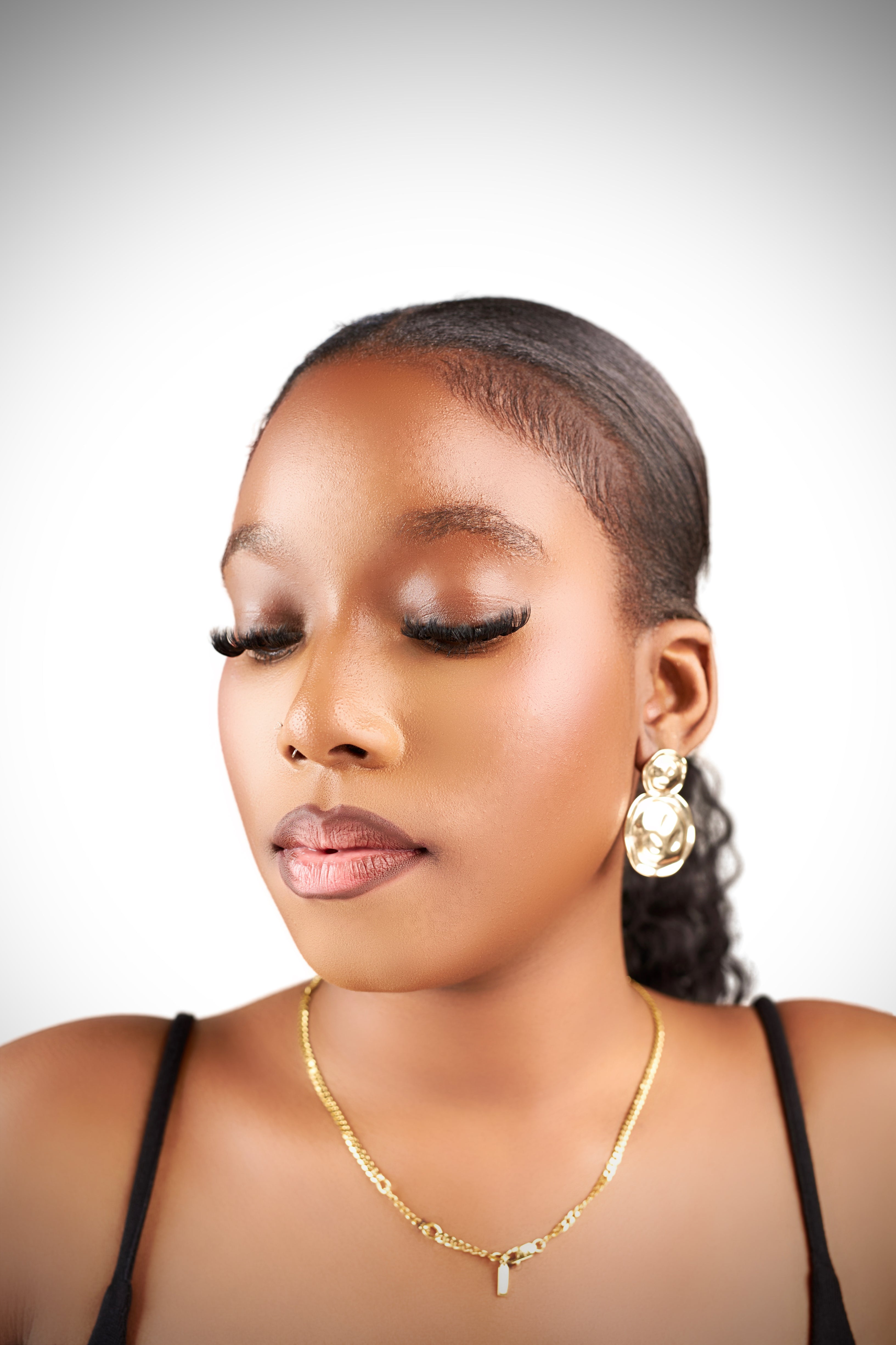 Smudge- Proof lip liners || Soft Bronze
